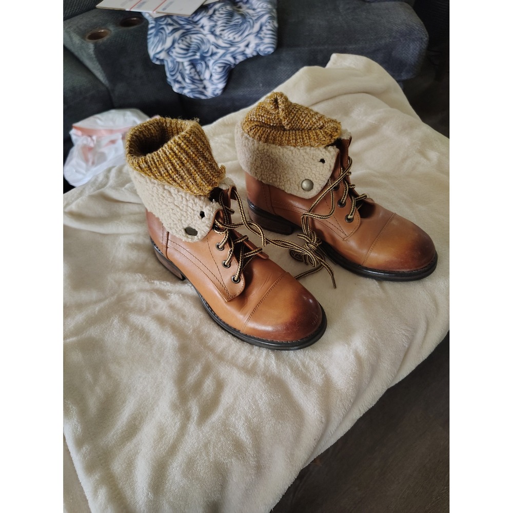 Tan Leather Lace Up‎ Ankle Boots with Knit Shearling Fold Over Cuff Size 7 38